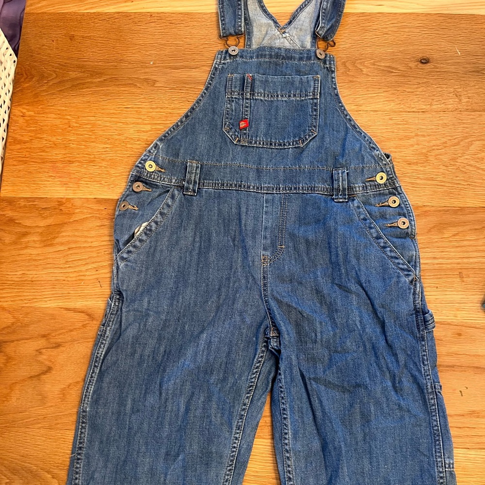 Kids overalls in good condition